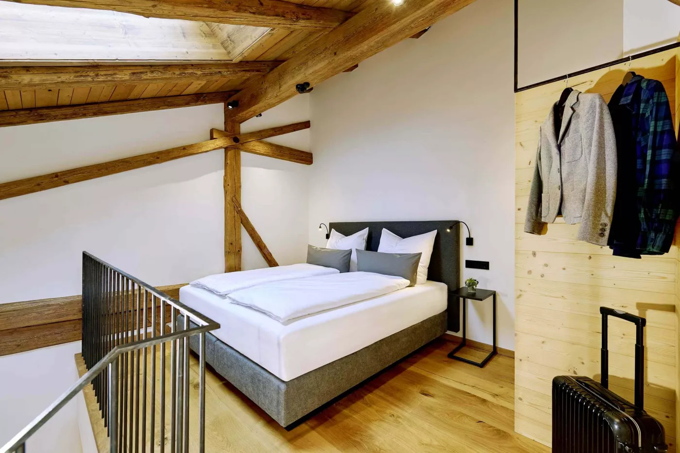 Ferienwohnung Schwalbennest Schlafzimmer Wohlfühlambiente am Chiemsee