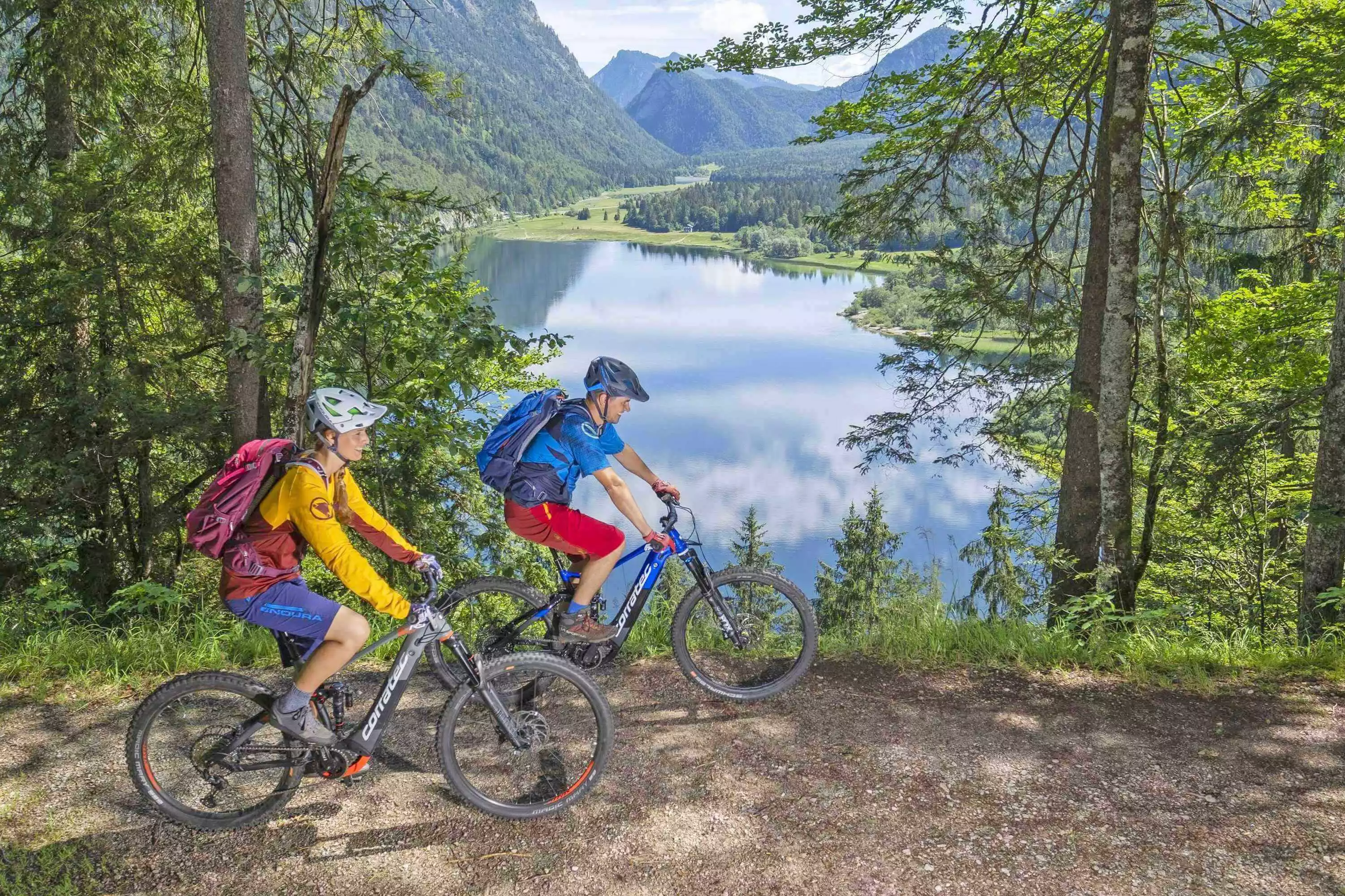  Mit dem Mountenbike die Umgebung geniessen