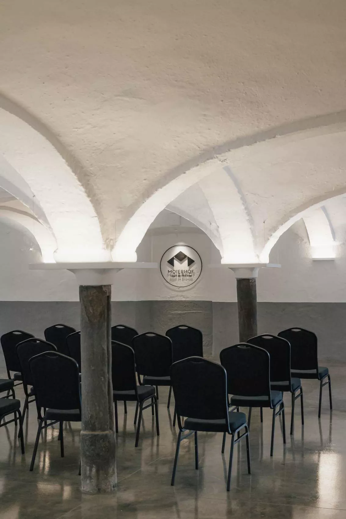 eindrucksvoll tagen im Gewölbestalljk Raum für Seminare, Tagungen, Firmenevents
