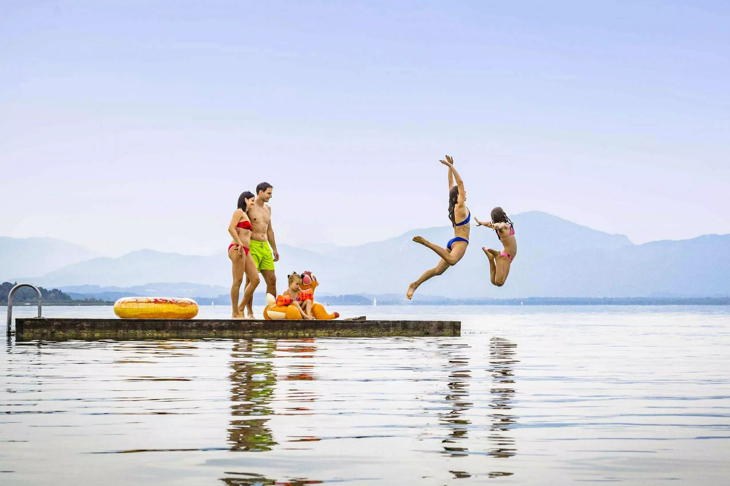 Strandbad und Anlegeplatz Wassersport am Chiemsee