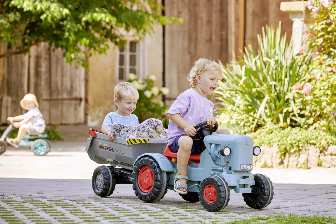 Spiel und Spaß für kleine Gäste Ferienwohnungen für Familienurlaub am Moierhof Gstadt